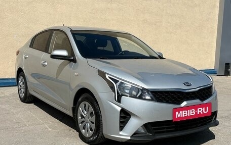 KIA Rio IV, 2021 год, 1 570 000 рублей, 7 фотография