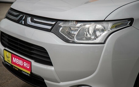 Mitsubishi Outlander III рестайлинг 3, 2013 год, 1 338 000 рублей, 4 фотография