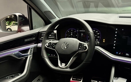 Volkswagen Touareg III, 2023 год, 11 350 000 рублей, 10 фотография