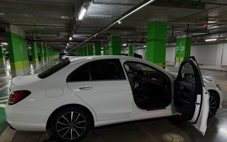 Mercedes-Benz C-Класс, 2019 год, 3 500 000 рублей, 4 фотография