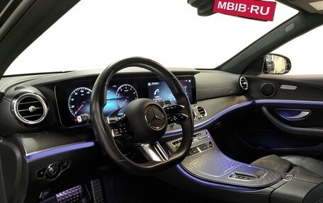 Mercedes-Benz E-Класс, 2021 год, 3 950 000 рублей, 15 фотография