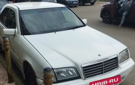 Mercedes-Benz C-Класс, 2000 год, 250 000 рублей, 3 фотография