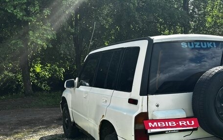 Suzuki Escudo III, 1993 год, 180 000 рублей, 3 фотография