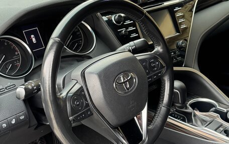Toyota Camry, 2018 год, 2 400 000 рублей, 13 фотография