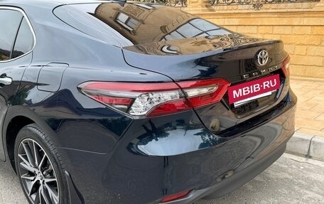 Toyota Camry, 2018 год, 2 400 000 рублей, 16 фотография