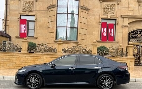 Toyota Camry, 2018 год, 2 400 000 рублей, 18 фотография