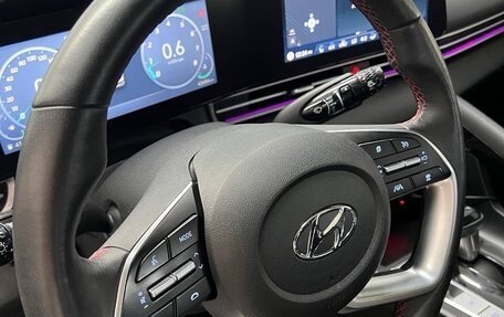 Hyundai Elantra, 2022 год, 1 861 000 рублей, 12 фотография