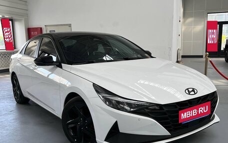Hyundai Elantra, 2022 год, 1 861 000 рублей, 4 фотография
