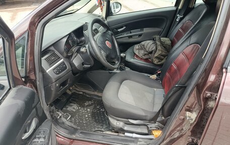Fiat Linea, 2010 год, 365 000 рублей, 12 фотография