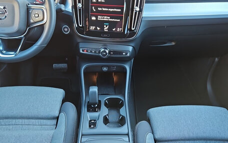 Volvo XC40 I, 2024 год, 3 715 000 рублей, 9 фотография
