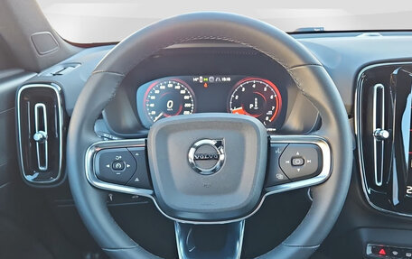 Volvo XC40 I, 2024 год, 3 715 000 рублей, 10 фотография