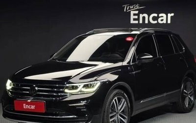 Volkswagen Tiguan II, 2023 год, 3 090 000 рублей, 1 фотография