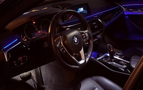 BMW 5 серия, 2018 год, 2 900 000 рублей, 19 фотография