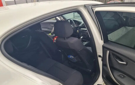 BMW 1 серия, 2010 год, 700 000 рублей, 6 фотография