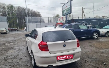 BMW 1 серия, 2010 год, 700 000 рублей, 4 фотография