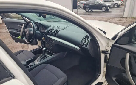 BMW 1 серия, 2010 год, 700 000 рублей, 10 фотография