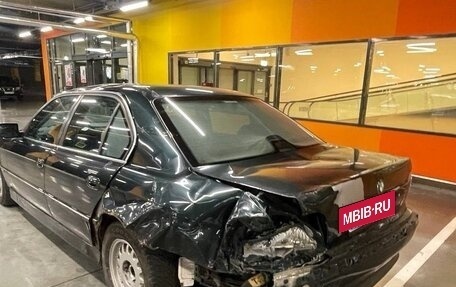 BMW 7 серия, 1998 год, 300 000 рублей, 6 фотография