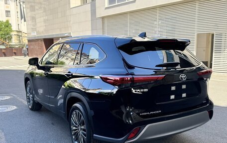 Toyota Highlander, 2026 год, 5 290 000 рублей, 4 фотография