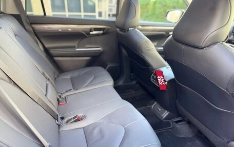Toyota Highlander, 2026 год, 5 290 000 рублей, 18 фотография