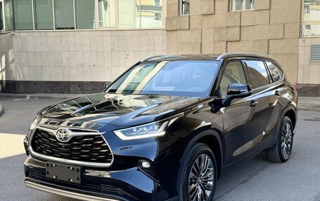 Toyota Highlander, 2026 год, 5 290 000 рублей, 29 фотография