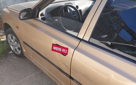Hyundai Accent II, 2004 год, 180 000 рублей, 3 фотография
