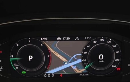 Volkswagen Tiguan II, 2023 год, 3 090 000 рублей, 7 фотография