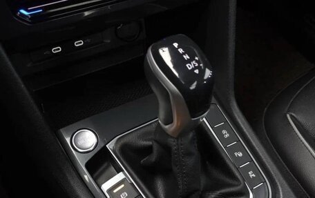 Volkswagen Tiguan II, 2023 год, 3 090 000 рублей, 8 фотография