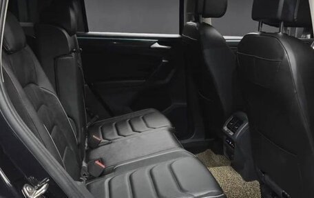 Volkswagen Tiguan II, 2023 год, 3 090 000 рублей, 11 фотография