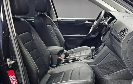 Volkswagen Tiguan II, 2023 год, 3 090 000 рублей, 10 фотография