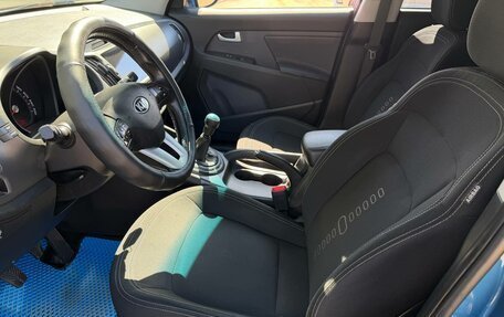 KIA Sportage III, 2012 год, 1 050 000 рублей, 10 фотография