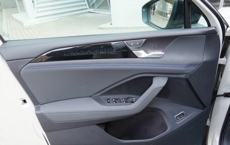 Volkswagen Tiguan, 2026 год, 5 650 000 рублей, 13 фотография