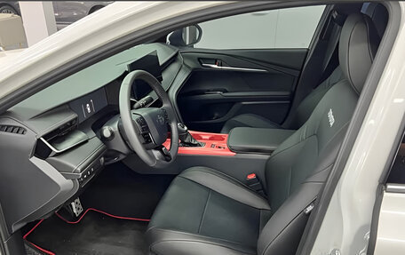 Toyota Camry, 2026 год, 3 450 000 рублей, 5 фотография