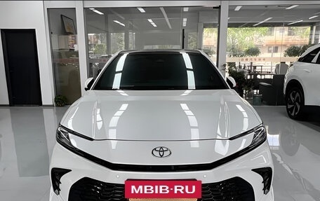 Toyota Camry, 2026 год, 3 450 000 рублей, 2 фотография