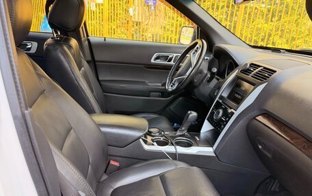Ford Explorer VI, 2012 год, 1 990 000 рублей, 12 фотография