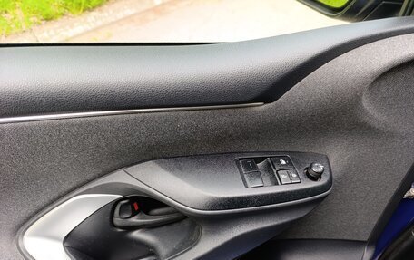 Toyota Yaris, 2022 год, 1 470 000 рублей, 16 фотография