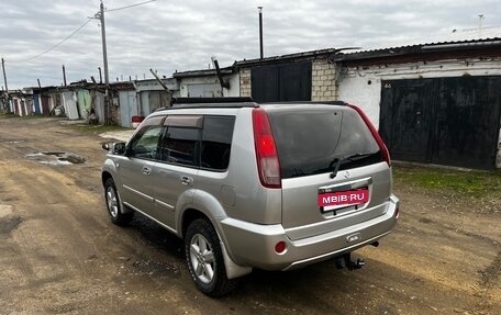 Nissan X-Trail, 2004 год, 655 000 рублей, 2 фотография