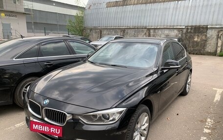 BMW 3 серия, 2012 год, 1 800 000 рублей, 2 фотография