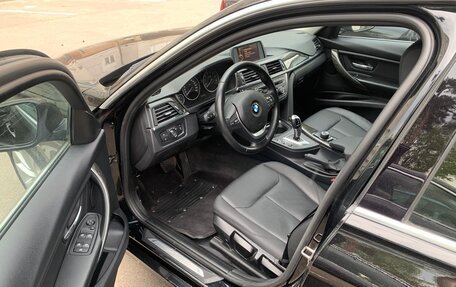 BMW 3 серия, 2012 год, 1 800 000 рублей, 14 фотография