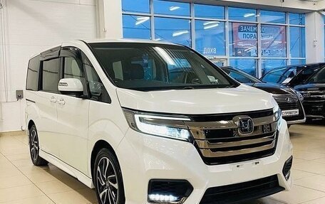 Honda Stepwgn IV, 2021 год, 2 230 000 рублей, 4 фотография