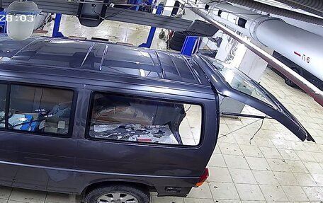 Volkswagen Transporter T4, 2000 год, 1 250 000 рублей, 29 фотография