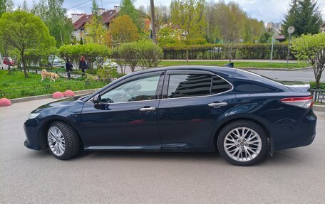 Toyota Camry, 2018 год, 2 100 000 рублей, 8 фотография