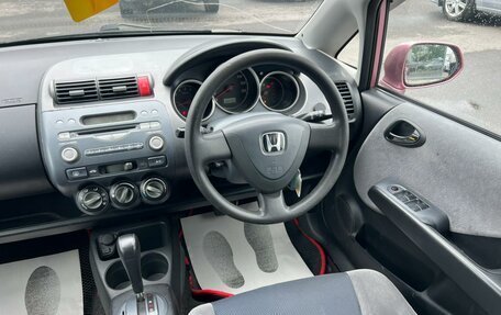 Honda Fit III, 2001 год, 389 000 рублей, 16 фотография