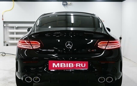 Mercedes-Benz C-Класс AMG, 2023 год, 4 300 000 рублей, 8 фотография