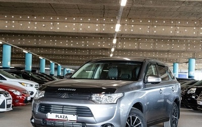 Mitsubishi Outlander III рестайлинг 3, 2013 год, 1 349 000 рублей, 1 фотография