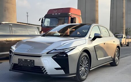 Lexus ES, 2026 год, 5 800 000 рублей, 1 фотография