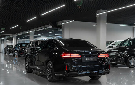 BMW 5 серия, 2025 год, 7 700 000 рублей, 4 фотография