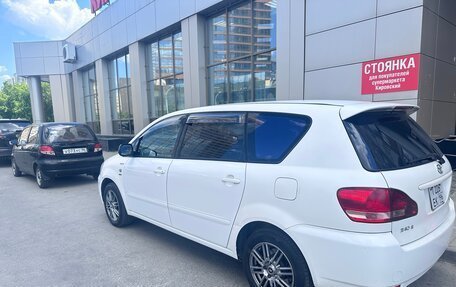 Toyota Avensis Verso I рестайлинг, 2003 год, 920 000 рублей, 9 фотография