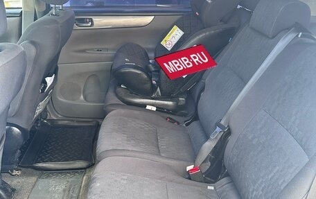 Toyota Avensis Verso I рестайлинг, 2003 год, 920 000 рублей, 16 фотография