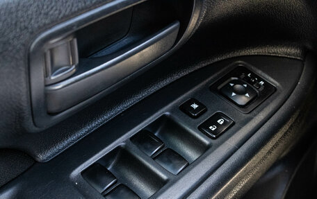 Mitsubishi Outlander III рестайлинг 3, 2013 год, 1 349 000 рублей, 10 фотография