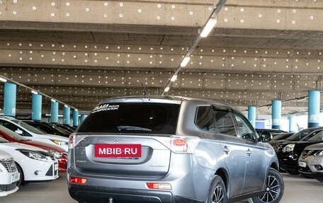 Mitsubishi Outlander III рестайлинг 3, 2013 год, 1 349 000 рублей, 3 фотография